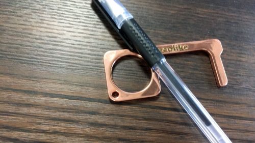 iecolike No Touch Door Opener Tool - Non-Contact Multitools and Stylus Supports Hands-Free Opening of Doors and Use of Keypads and POS Terminal, Safe Touch Tool for Keychains photo review