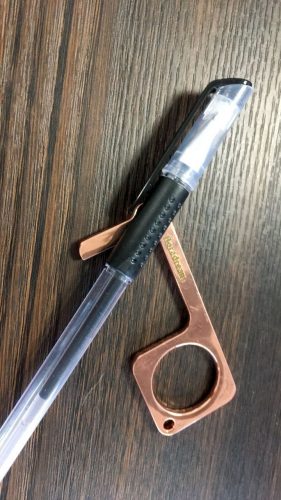 floradream No Touch Door Opener Tool - Non-Contact Multitools and Stylus Supports Hands-Free Opening of Doors and Use of Keypads and POS Terminal, Safe Touch Tool for Keychains photo review